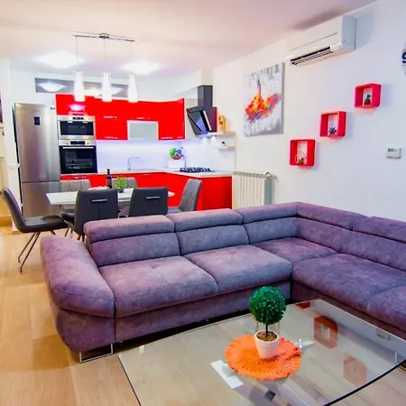 Sandro Apartment Pula